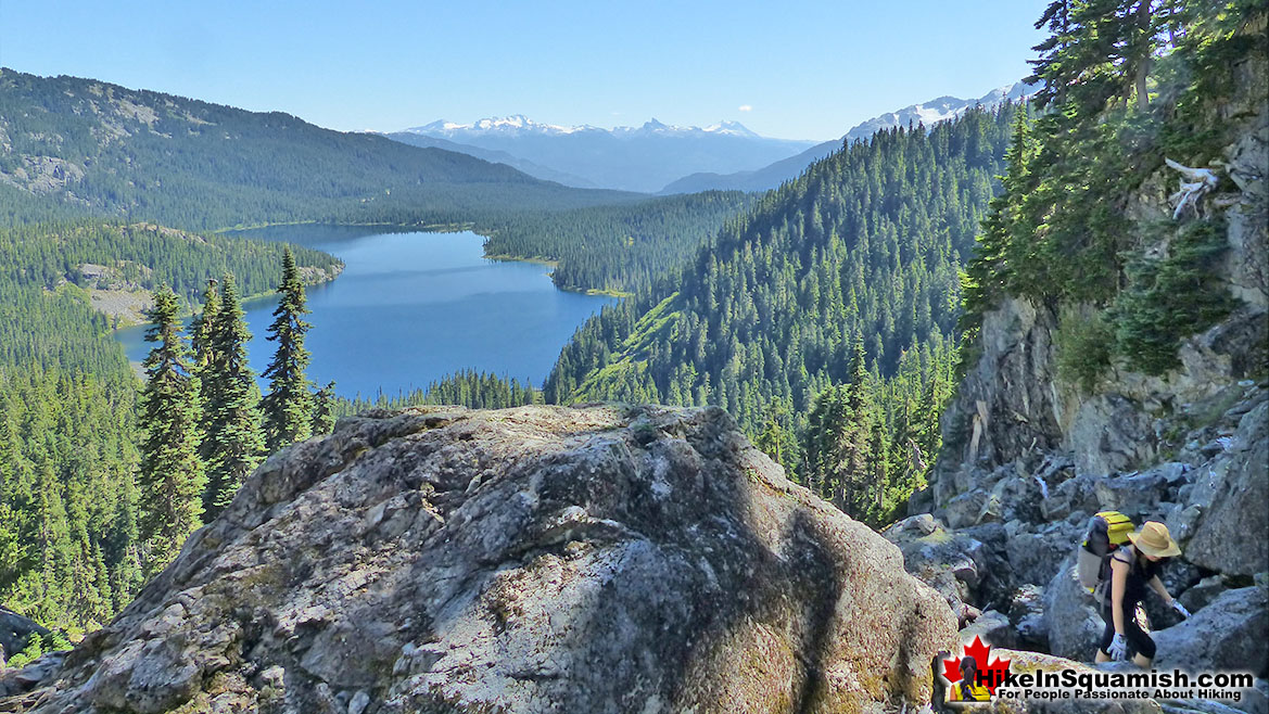 Cirque Lake Trail